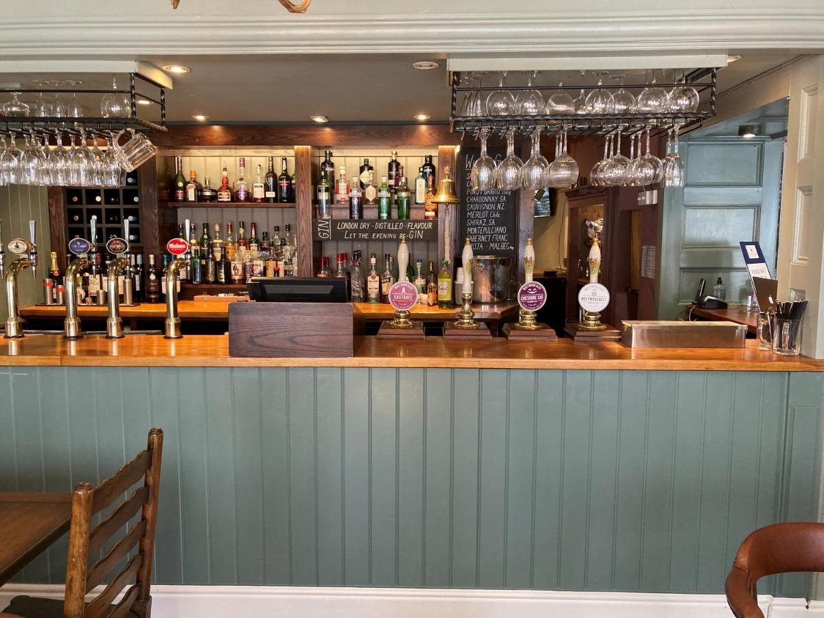 The Swan At Tarporley Exterior foto